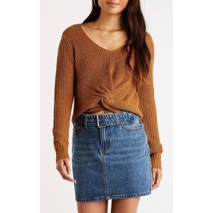 MINE Women's Rust Orange Knit V Neck Twist Front Top‎